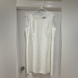 Kasper 18w white dress